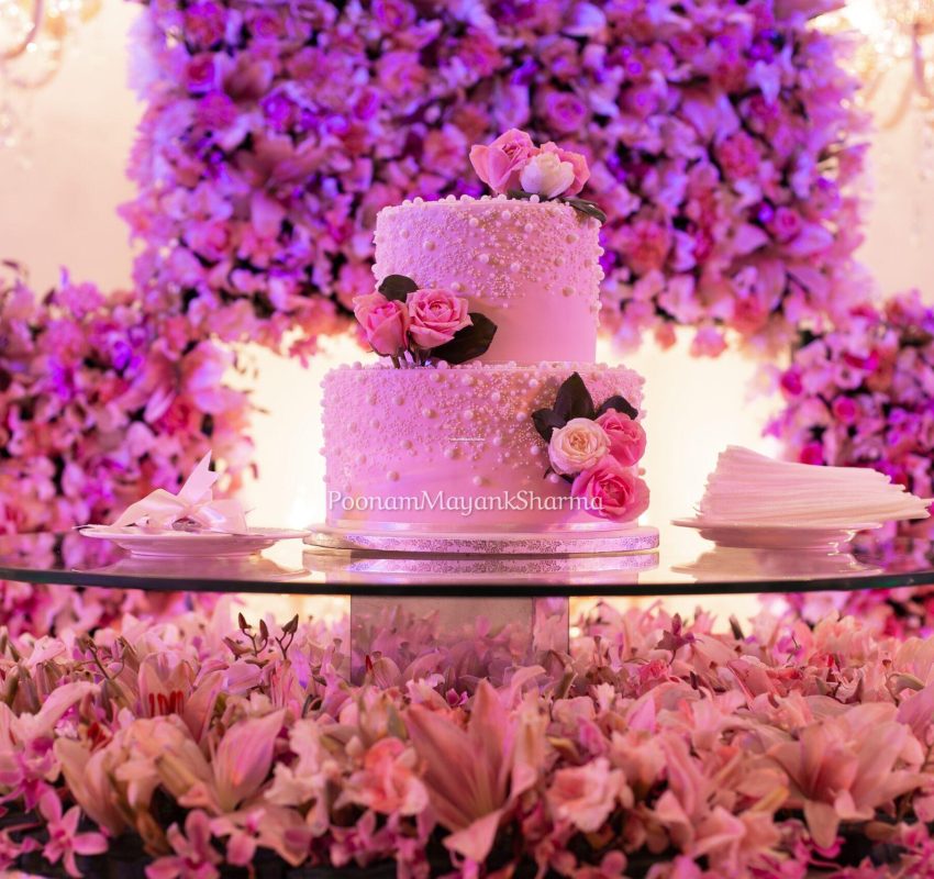 Cake and Floral Wedding Planner